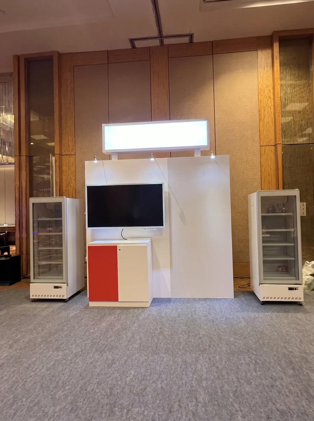 AANRS drink chiller rental Singapore, Kojima 380L Glass Display 1 Door Drink Chiller, in use at a real Singapore event
