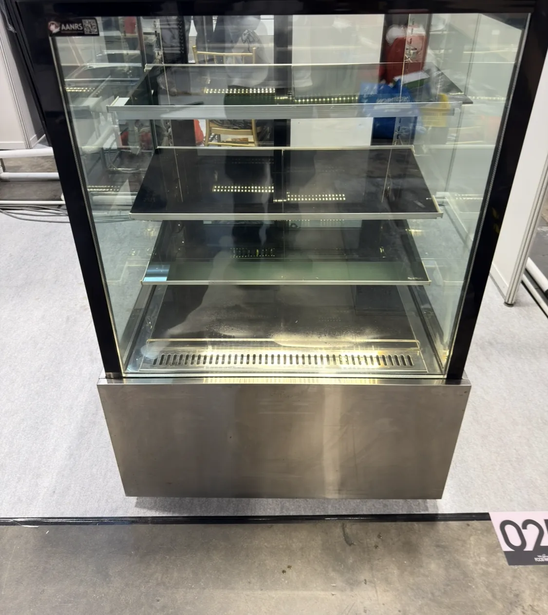 AANRS cake chiller rental Singapore, Kojima Four-Layer Cake Display Chiller B90L4-S-W (Warm LED / 90cm / Steel Finishing), in use at a real Singapore event